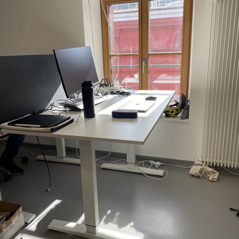 Bureau réglable manuel