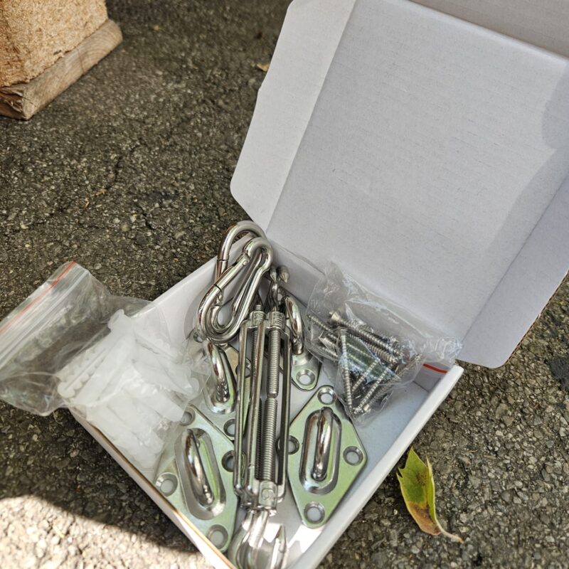 Kit de fixation pour filets d'ombrage