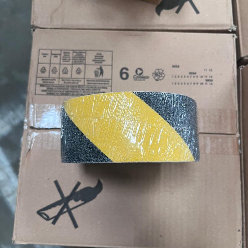 Scotch rubalise noir et jaune